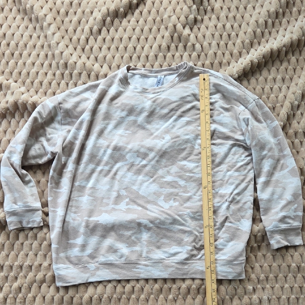 Athleta Tan Camo Long Sleeve Sweatshirt
